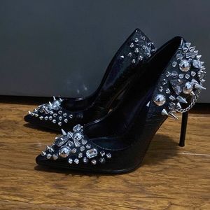 Steve Madden Black Veronicka Heel